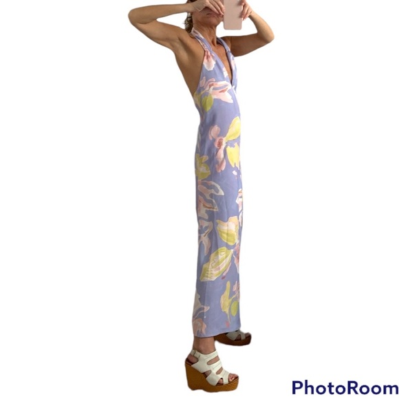 Floral halter maxi dress - Picture 3 of 7